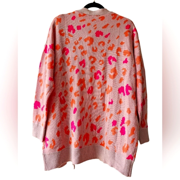 Jodifl Boutique Barbie Leopard Print Pink & Orange Sweater Cardigan W/ Pockets - Picture 2 of 10